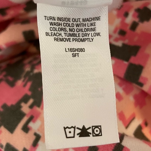 Cabela’s Pink Camouflage Embroidered Logo Long Sleeve Pullover Sweatshirt Hoodie - Picture 6 of 6